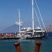 Panarea: Hafen mit Blick auf den Stromboli