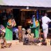 Victoria Falls: Verkaufsstände am Eingang des Victoria Fall Nat. Park (Sambia)