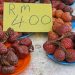 Lachau Markt: Schlangenhautfrucht (engl.: Snake Skin Fruit [Salak])