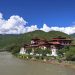 Der Punakha Dzong ist die zweitälteste (1637) und besterhaltenste buddhistische Klosterburg in Bhutan: "Überaus ehrfurchtgebietender Palast der Glückseligkeit"